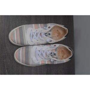 Roxy Striped Canvas Sneakers, Size 8.5, Casual Lace-Up Shoes